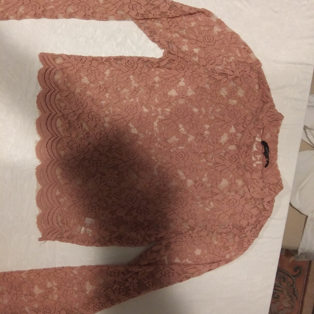 Pink long sleeve crop top - Picture 2 of 3